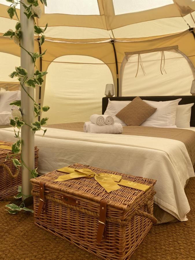 Fonclaire Holidays Glamping 'Luxury Camping' Blond Luaran gambar